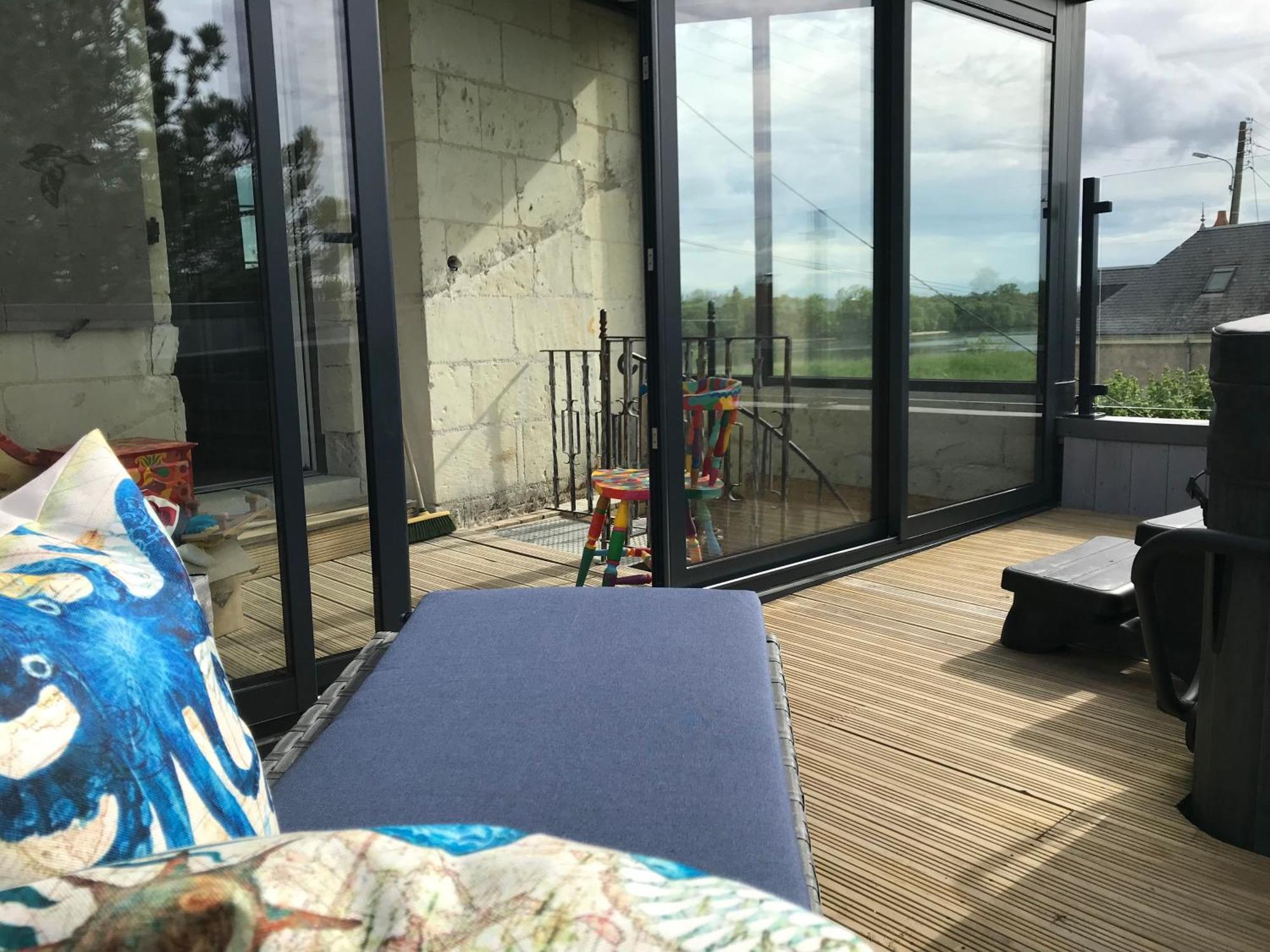 Jacuzzi Et Vue Sur Loire - Maison D'Hotes L'Odyssee La Chapelle-sur-Loire Exteriér fotografie